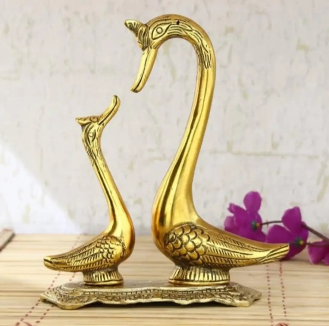 Pair of kissing Duck Pair of loving Duck Gold Plated kissing Duck Decorative Showpiece