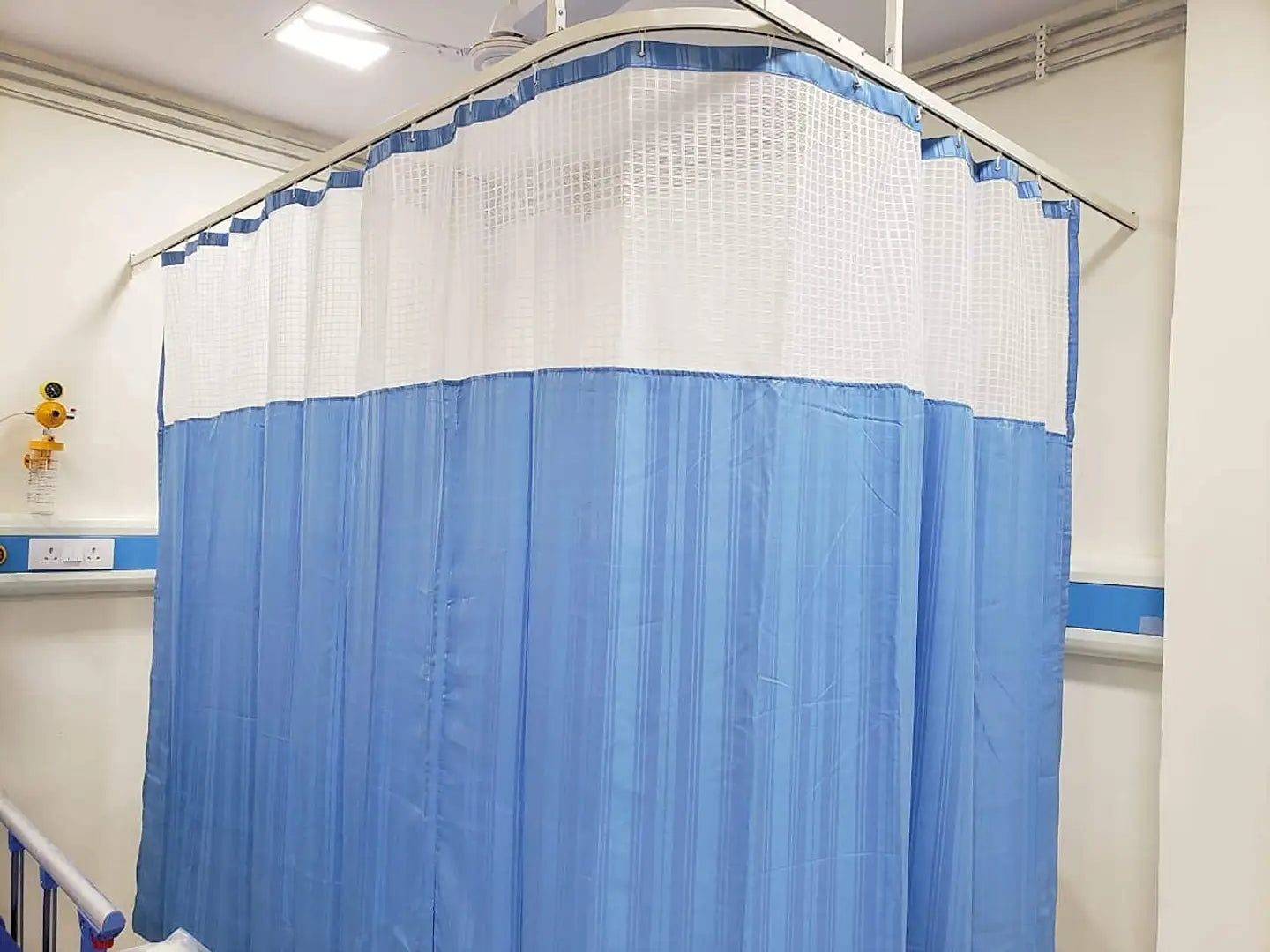 PVC Hospital Partition Curtain with Square net on top for ICU and Wards (7 FEET by 4.5 FEET, Blue)