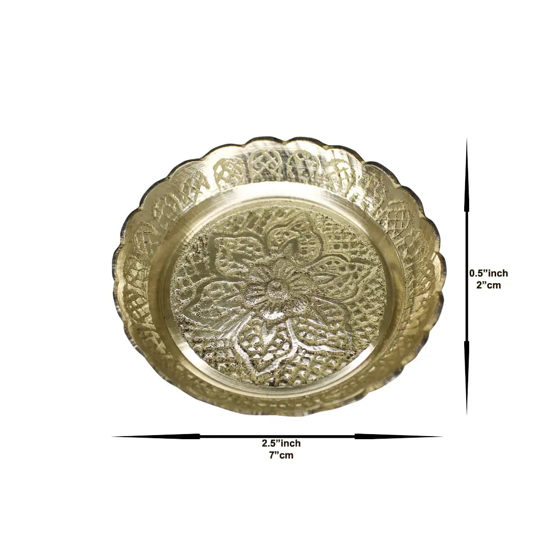 Om ssvmb9 Brass Pooja Thali Puja Dish Aarti Plate for Worship and Gift Purpose (Pack of 4, Weight:- 0.03 Kg)